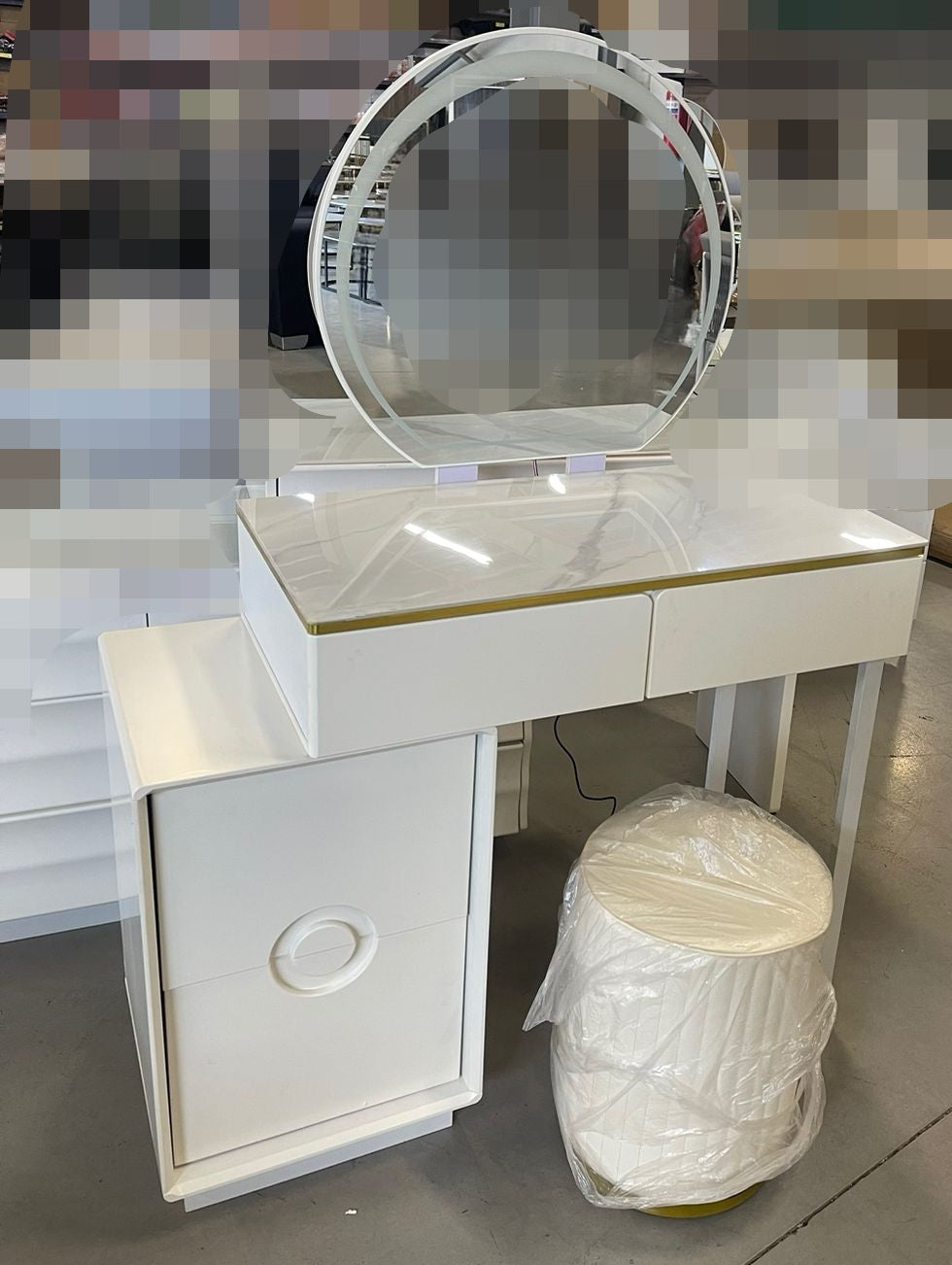 White vanity Dresser Set