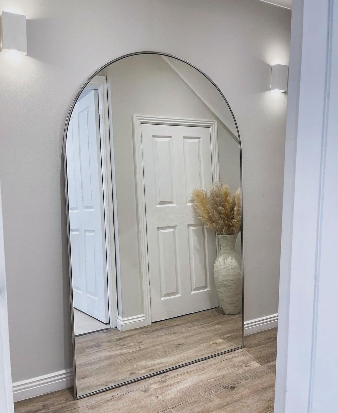 Arch standing mirror