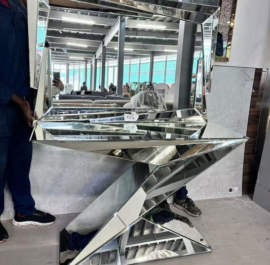 Contemporary Z shape console silver