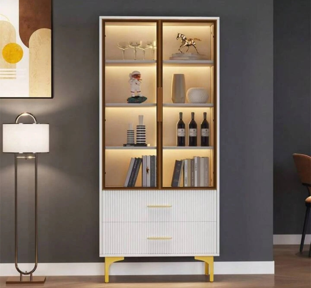 White and gold cabinet