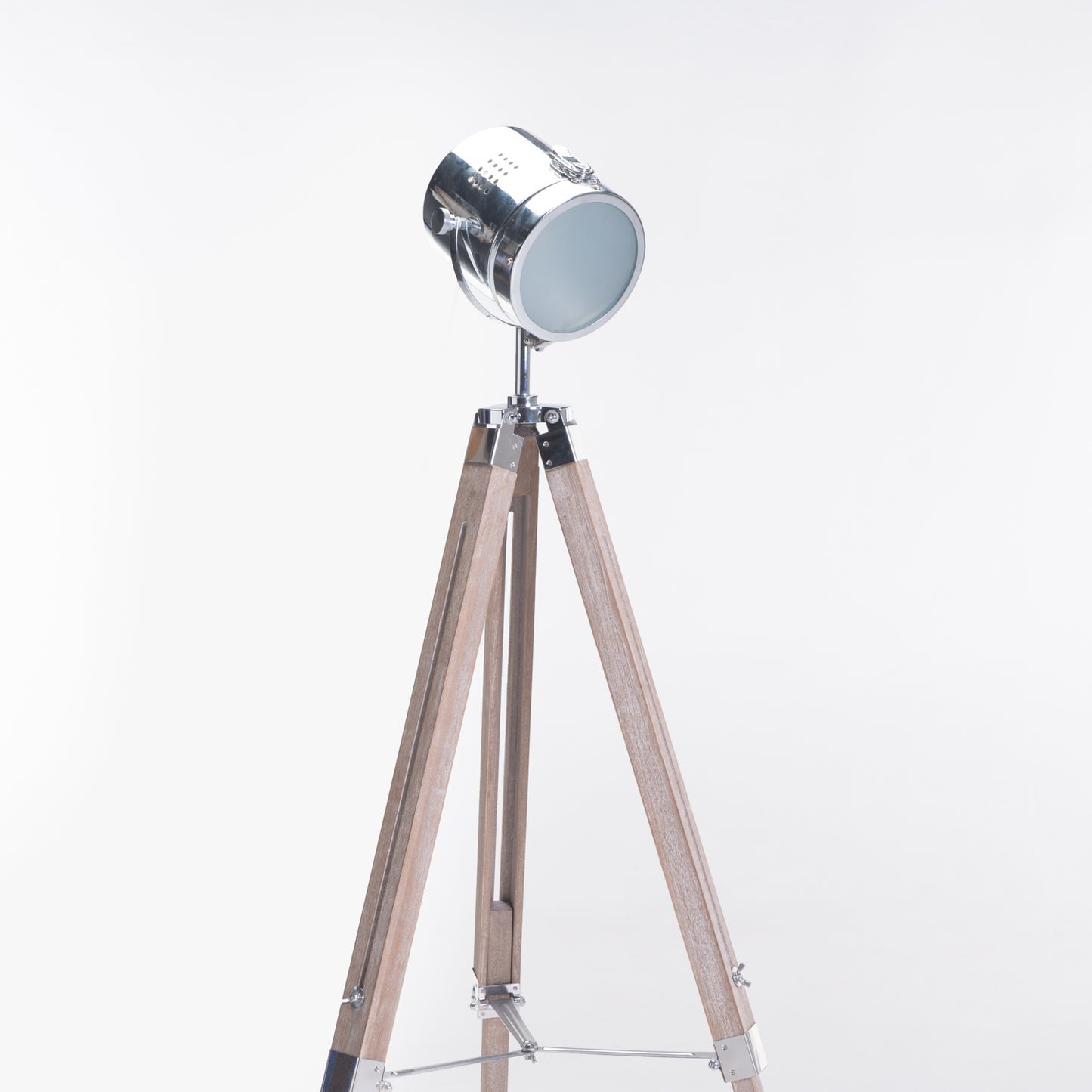 Hamilton Tripod floor lamp