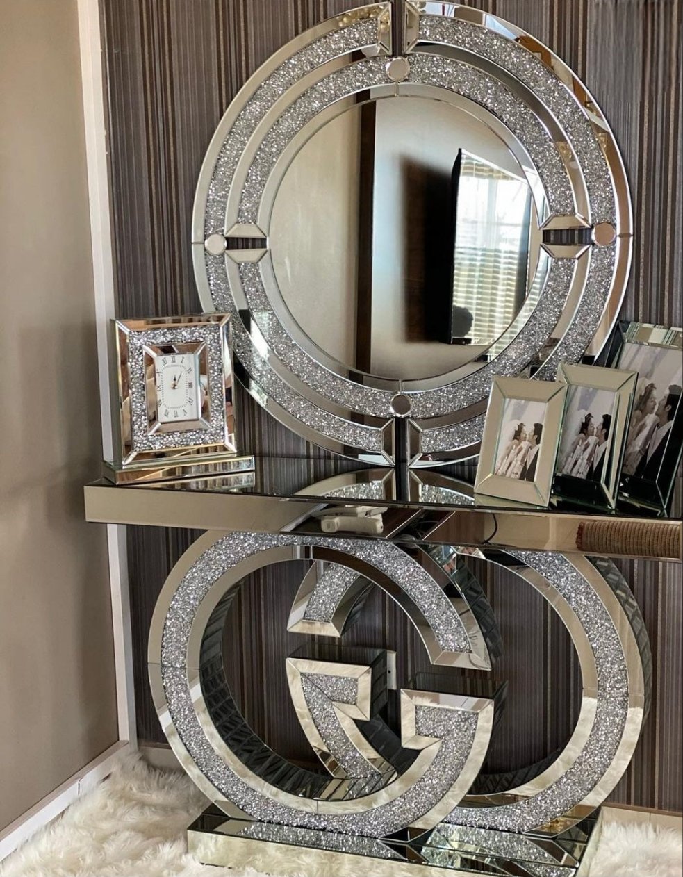 gucci diamond console