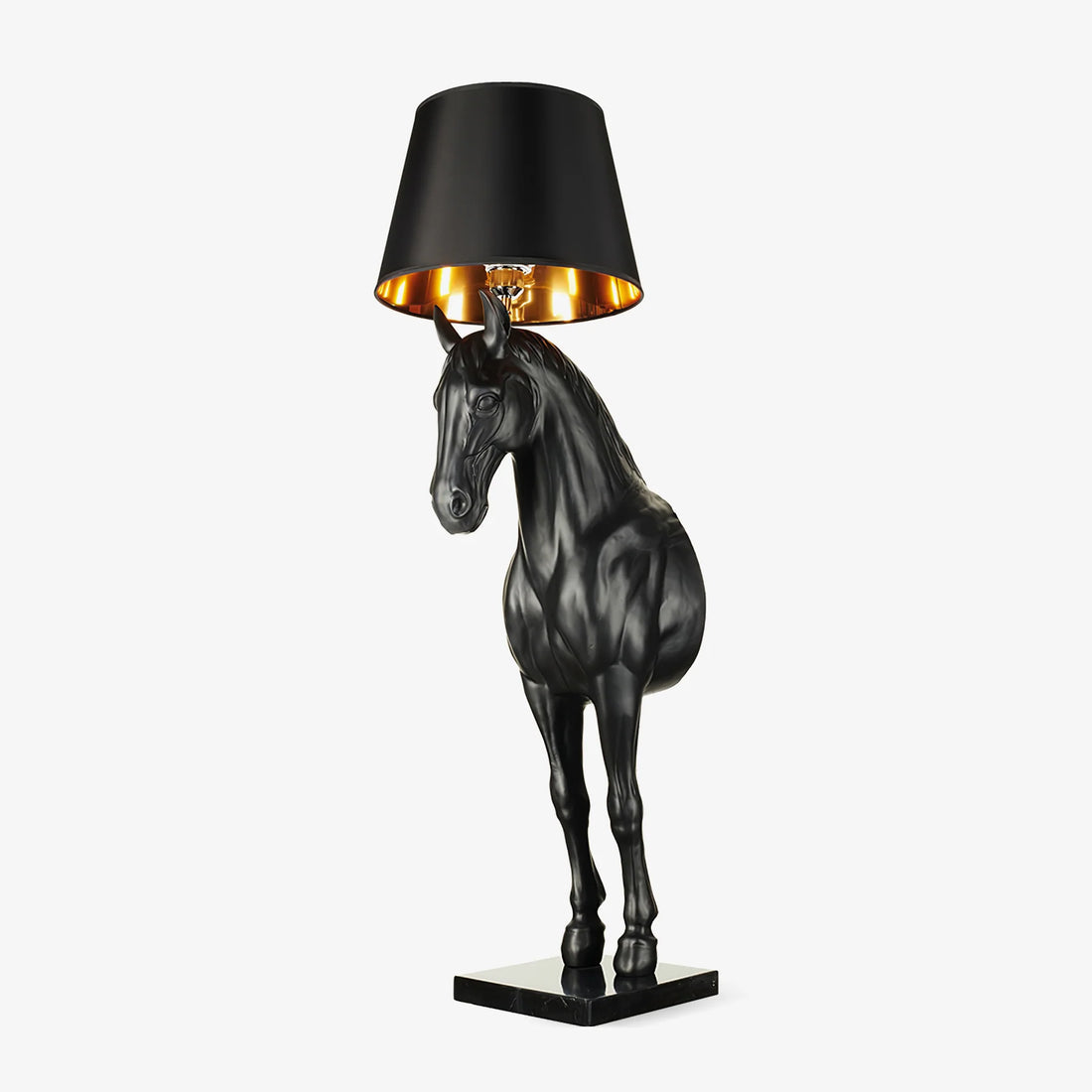 Black horse sculpture lamp
