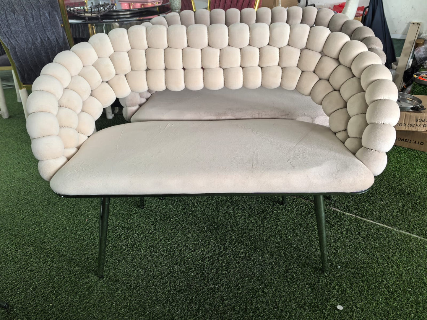 Cream bubble Bench velvet