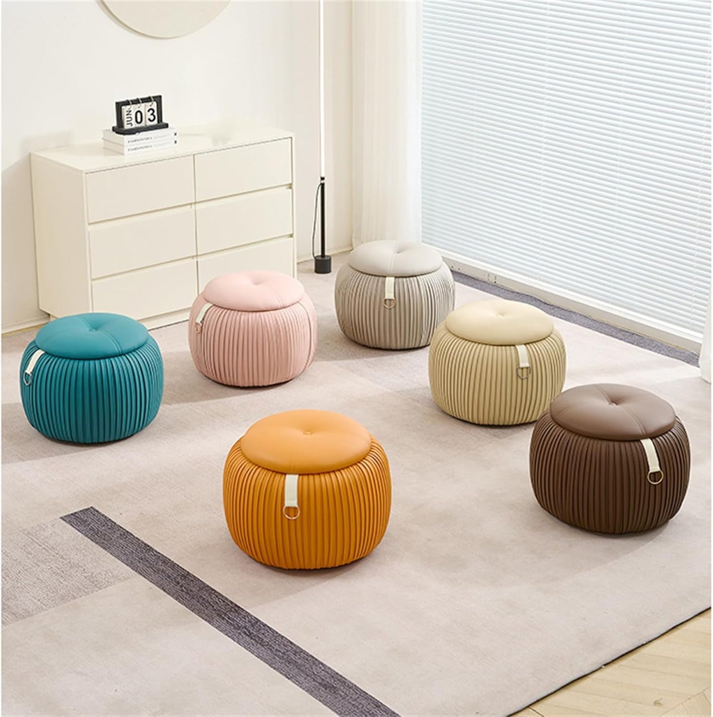 Round storage ottoman 