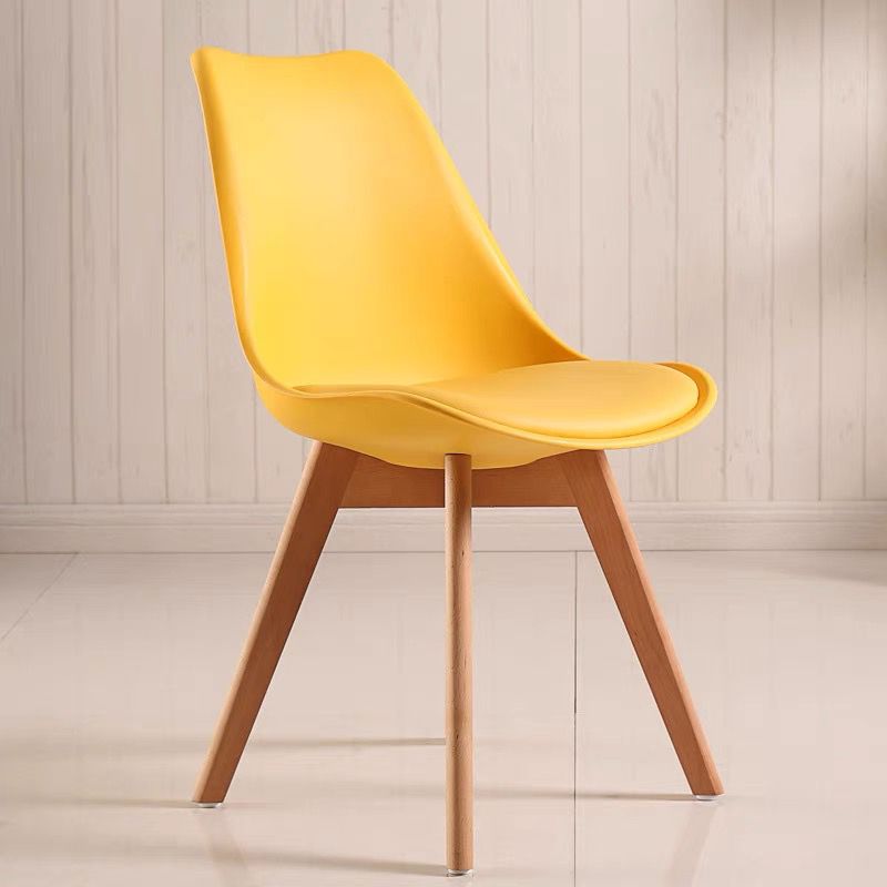 Plastic wood leg chair 