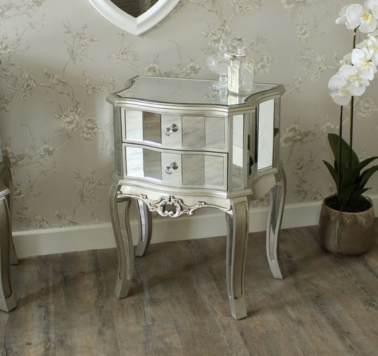 Mirrored Pedestal 